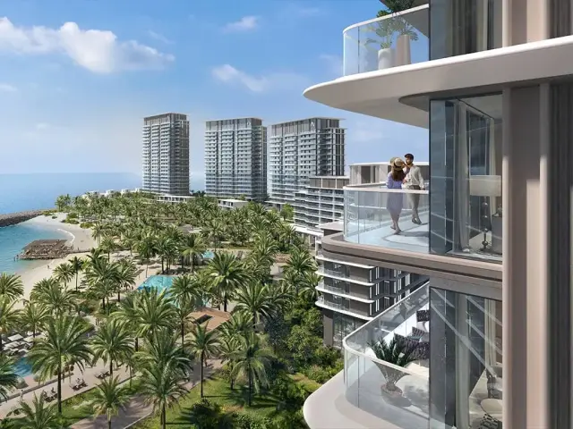 Beachfront promenade and pool deck