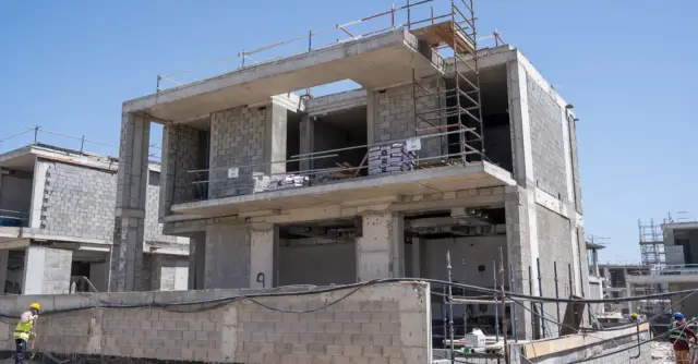 Bay Villas construction progress, villa structure