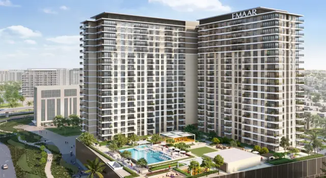 Hills Park, pool deck