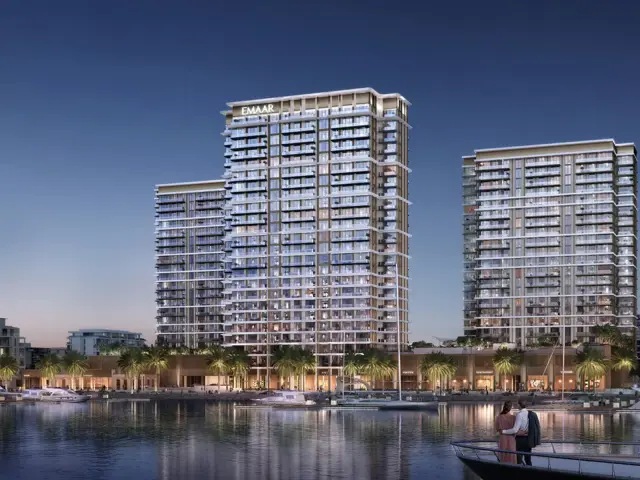 Marina Views facade