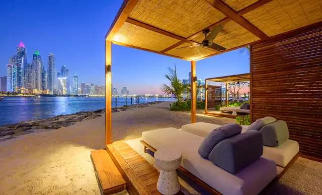 ONE at Palm Jumeirah, beachfront view