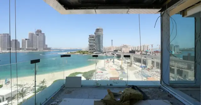 Palm Beach Towers, construction-stage balcony view