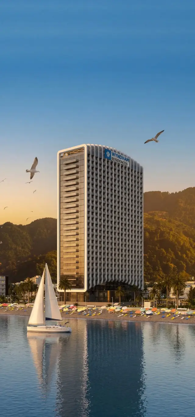 Wyndham Residences Batumi tower, aerial view of coastline and construction progress