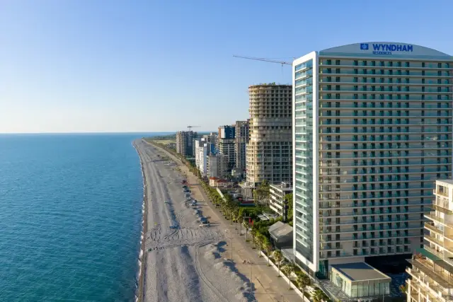 Wyndham Residences Batumi tower, aerial view along the beach promenade